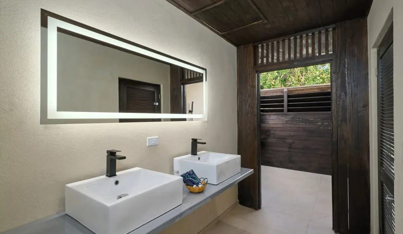 antigua-holidays-hawksbill-royal-palm-beachfront-room-outdoor-shower